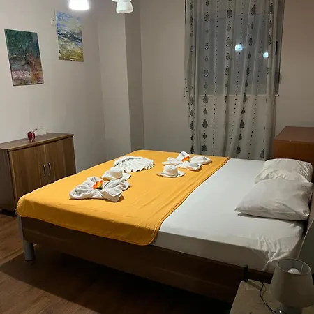 Art I Apartments Ulcinj Exterior photo