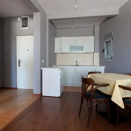 Art I Apartments Ulcinj Exterior photo