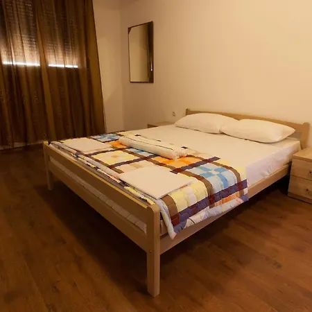 Art I Apartments Ulcinj Exterior photo