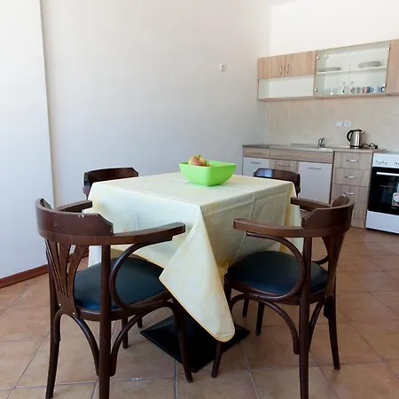 Art I Apartments Ulcinj Exterior photo